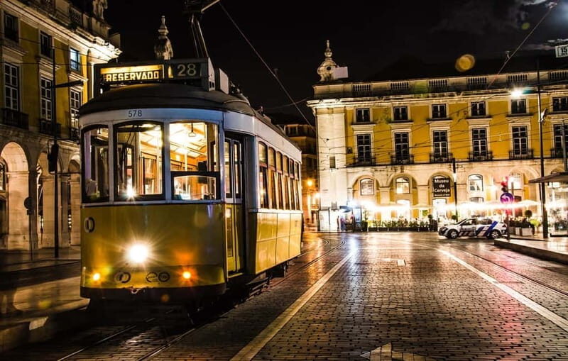 Lisbon: Private Night Tour with Fado Dinner Show - The Practicalities: Costs, Group Size, and What to Expect