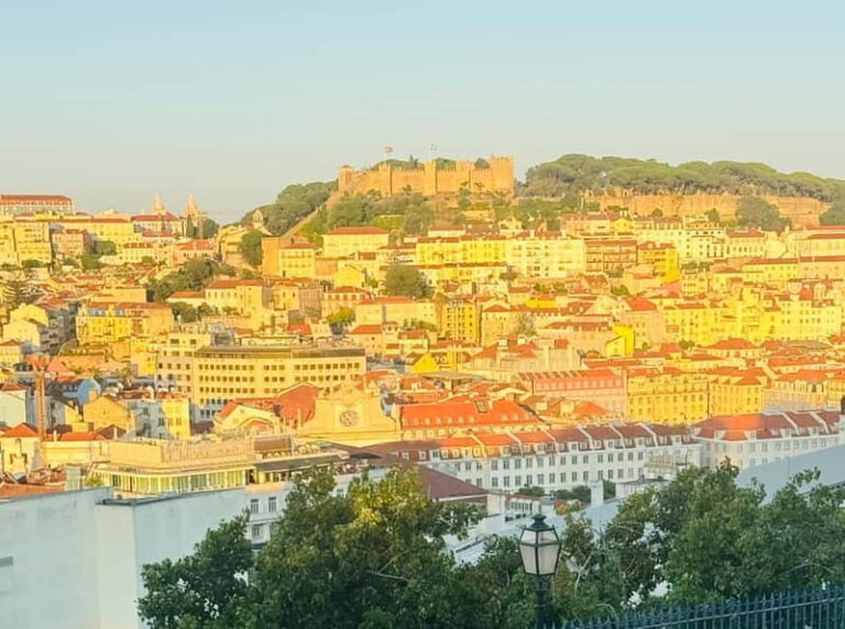 Lisbon: Private Old Town Tuk Tuk Tour - Exploring Lisbon’s Old Town by Tuk Tuk