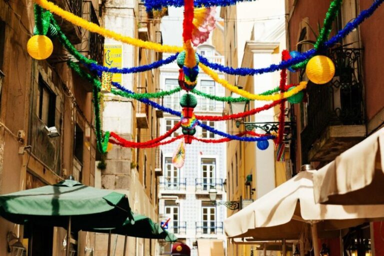 Lisbon: Private Tour with Locals  Highlights & Hidden Gems - A Deep Dive into the Lisbon Private Tour Experience