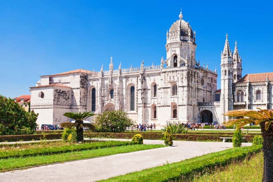 Lisbon: Private Tuk-Tuk City Tour - A Closer Look at the Itinerary