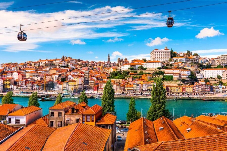 Lisbon: Rent a car with a driver and create your own Tour - In-Depth Look at the Itinerary and Experience