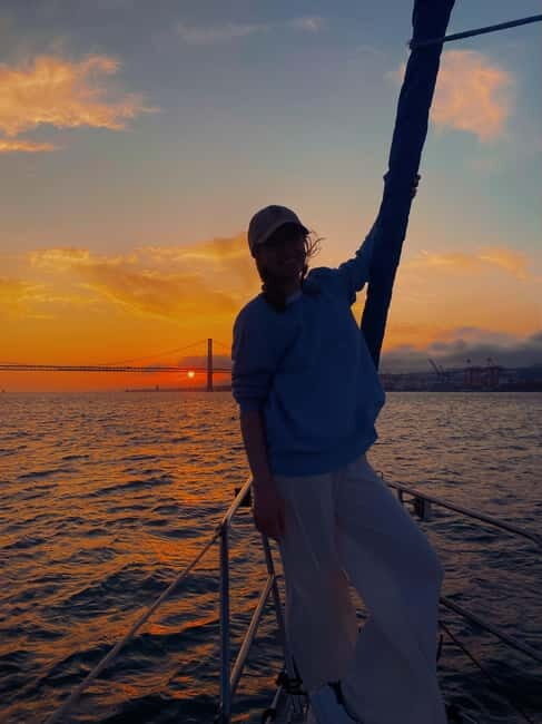 Lisbon: Sailboat Tour along the Coast,Sunset & Tasting - An In-Depth Look at the Experience