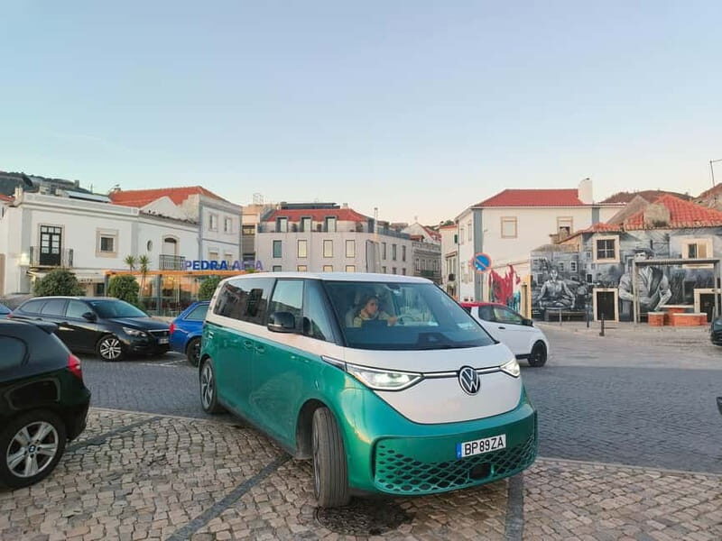 Lisbon: Sesimbra Stylish Electric ID.Buzz Tour with Lunch - A Detailed Look at the Tour Experience