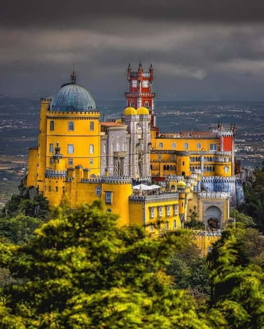 Lisbon: Sintra ,Cabo de Roca & Cascais sunset Full day tour - First Stop: Sintra and Its Coffee Break