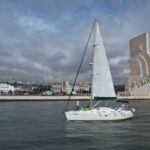 Lisbon: Sunset Cruise on The Tagus River with Welcome Drink - The Experience: Atmosphere and Amenities
