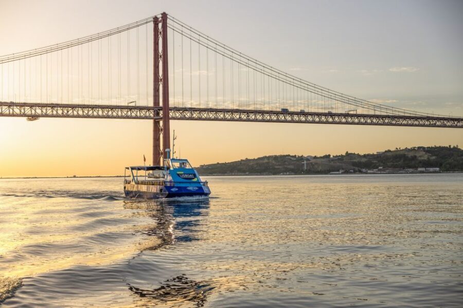 Lisbon: Sunset Cruise with Live DJ and Drinks - Detailed Itinerary Breakdown