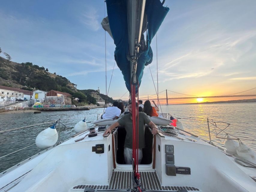 Lisbon Sunset Sensations 2h Cruise - An In-Depth Look at Lisbon Sunset Sensations 2h Cruise