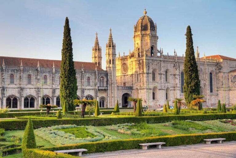 Lisbon: The Discoveries Treasure Hunt in Belém - Discover Lisbon’s Belém in a Whole New Way