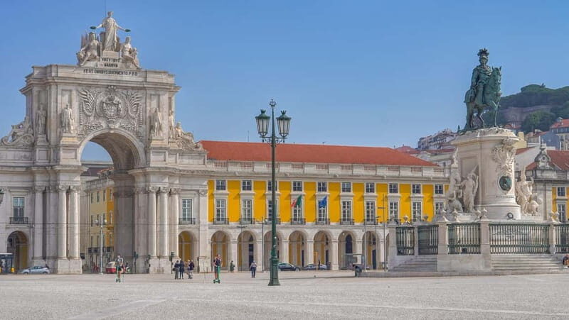 Lisbon Walk: Old Quarter, Hidden Walls & Stunning Views - Frequently Asked Questions