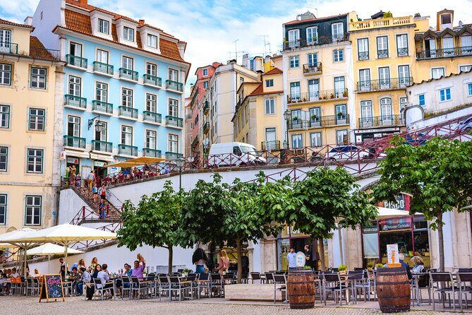 Lisbon Walking Tour - The Arco do Triunfo: Resilience in Stone