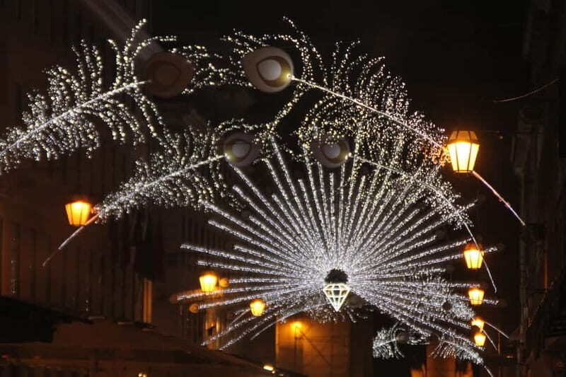 Lisbons Christmas Lights tour 2H - Who Would Love This Tour?