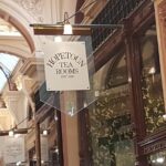 Live like a Local: A Self-Guided Audio Tour - Starting Point: Flinders Street Station