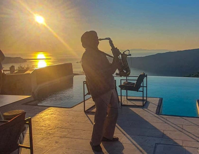 Live Music Dinner with Sunset and Caldera Views - Final Thoughts