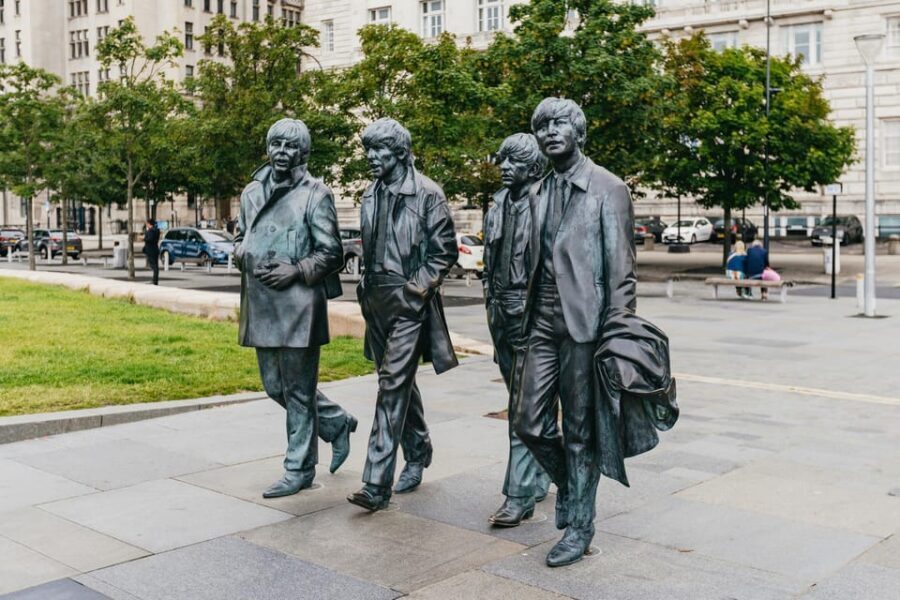 Liverpool: The Beatles and Cavern Quarter Walking Tour - Exploring the Itinerary: What to Expect