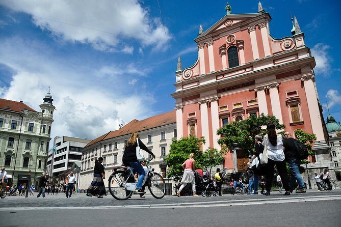 Ljubljana private walking tour with a local - Exploring Ljubljana in Depth: What to Expect and Why It Matters
