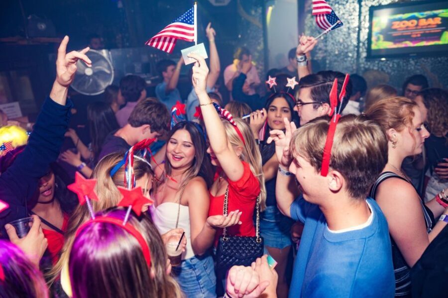 London: 4 Soho Nightclubs Crawl - A Deep Dive into the Soho Nightclubs Crawl