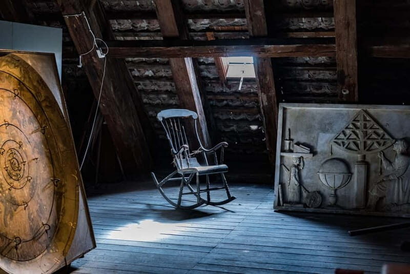 London: A Haunted Adventure with Magical Pendulum - What We Love About This Tour