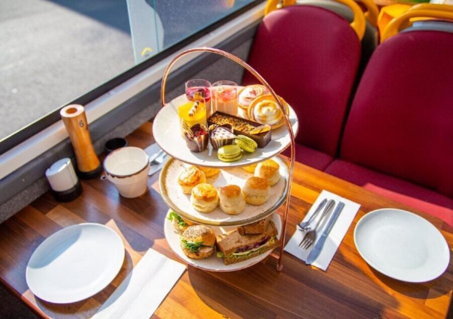 London: Afternoon Tea Bus with a Glass of Prosecco - An Authentic and Enjoyable Way to See London