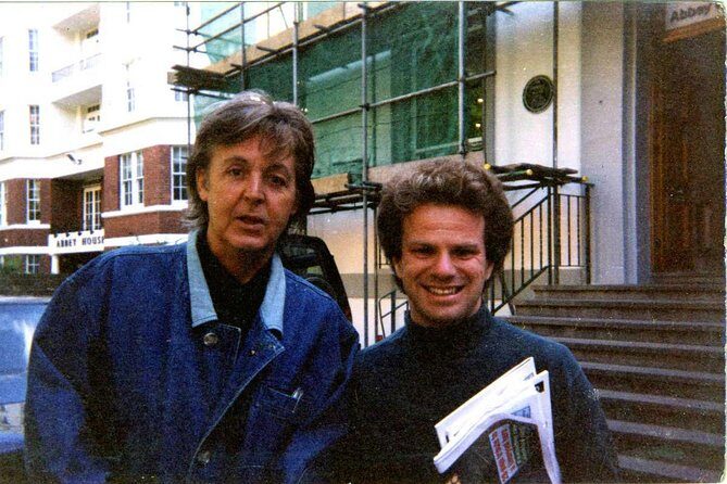 London Beatles Walks and Tours - The Guide and the Group Experience