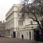 London: Buckingham Palace & Changing of the Guard Experience - Starting Point & First Impressions