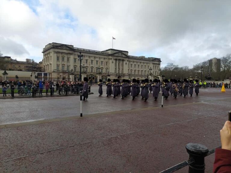 London Buckingham Palace: Changing of the Guard Walking Tour - In-depth Review: What Makes This Tour Stand Out