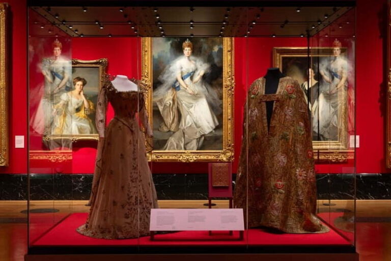 London: Buckingham Palace The King's Gallery Entrance Ticket - A Deep Dive into the Experience