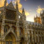 London: Buckingham Palace, Westminster Abbey & Big Ben Tour - Trafalgar Square and Whitehall: Heart of the City