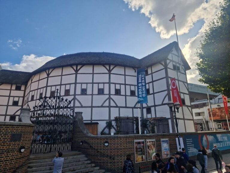 London by taxi: Highlights Tour in a real London Black Cab. - The Sum Up