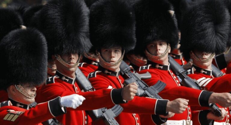 London: Changing of the Guard & Royal London Walking Tour - An In-Depth Look at the Tour Experience