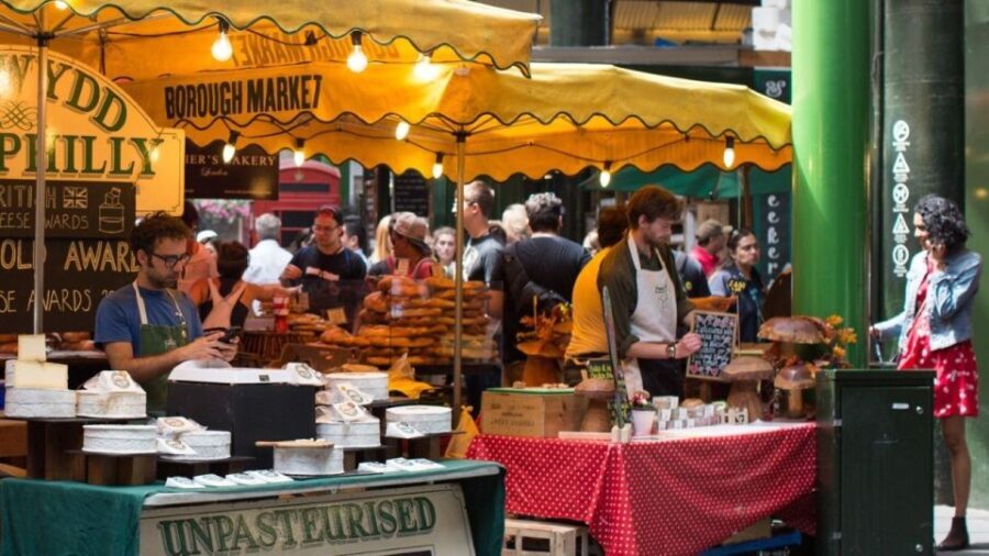 London: Christmas Lights & Bites Tour - Exploring the Itinerary in Detail