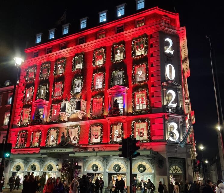 London: Christmas Lights Guided Walking Tour - What Makes This Tour Stand Out?