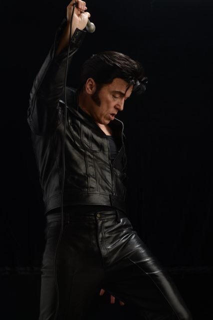 London: Dinner Cruise with Elvis Tribute on the Thames River - Who Should Consider This Experience?