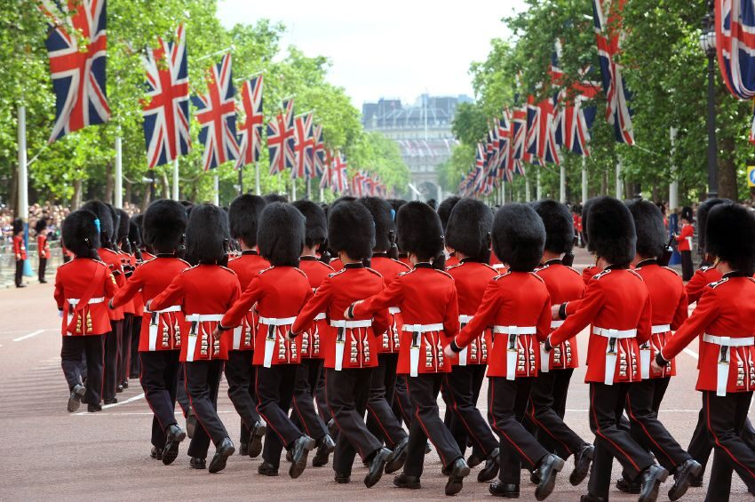 London Full-Day Tour by Black Cab - Who Is This Tour Best For?