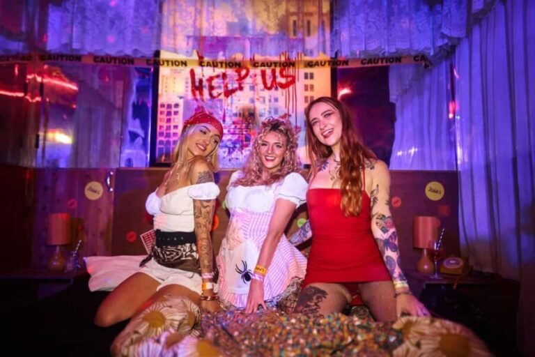 London: Halloween Pub Crawl with Afterparty - An In-Depth Look at Your Halloween Night in London