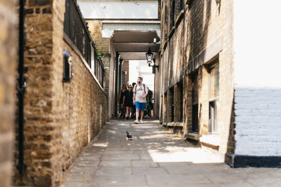 London: Historic Pubs of Central London Walking Tour - A Complete Look at the London Pubs Tour Experience