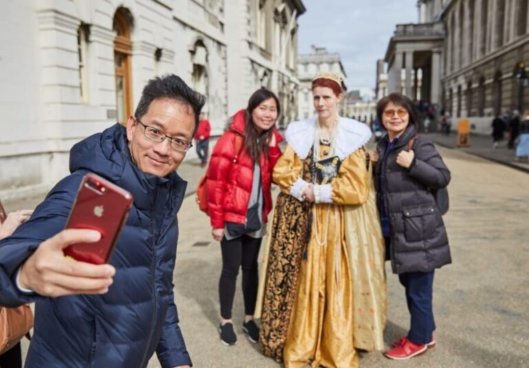 London: Hop-On Hop-Off 1 Day River Pass + Painted Hall - The Painted Hall: A Masterpiece of Art and History