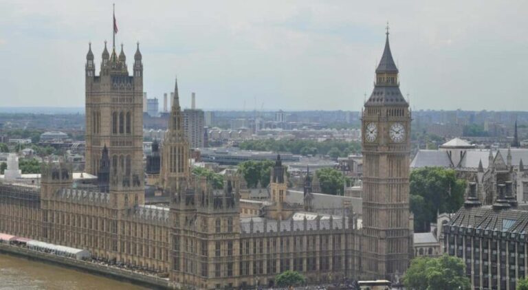 London: Houses of Parliament Ticket & Political London - An In-Depth Look at the Houses of Parliament Tour