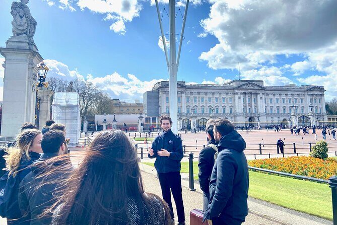 London: Landmarks Walking Tour - A Deep Dive Into the Landmarks Walking Tour