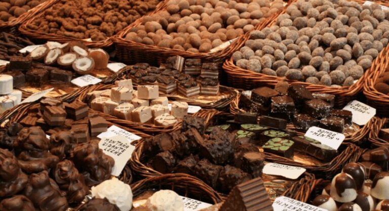 London: London Food Walking Tour - Detailed Breakdown of the Itinerary