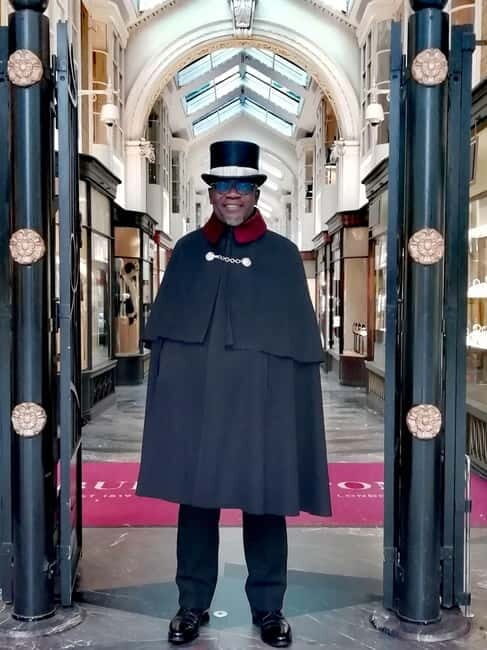 London: 'London Rocks!' Private Music Walking Tour in Soho - Who Should Consider This Tour?