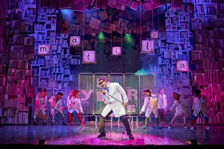 London: Matilda the Musical & 2-Course Pre-Show Meal - Who Will Love This Tour?