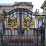London: Private Chauffeur-Driven Sightseeing Tour - Real Experiences and Cautions