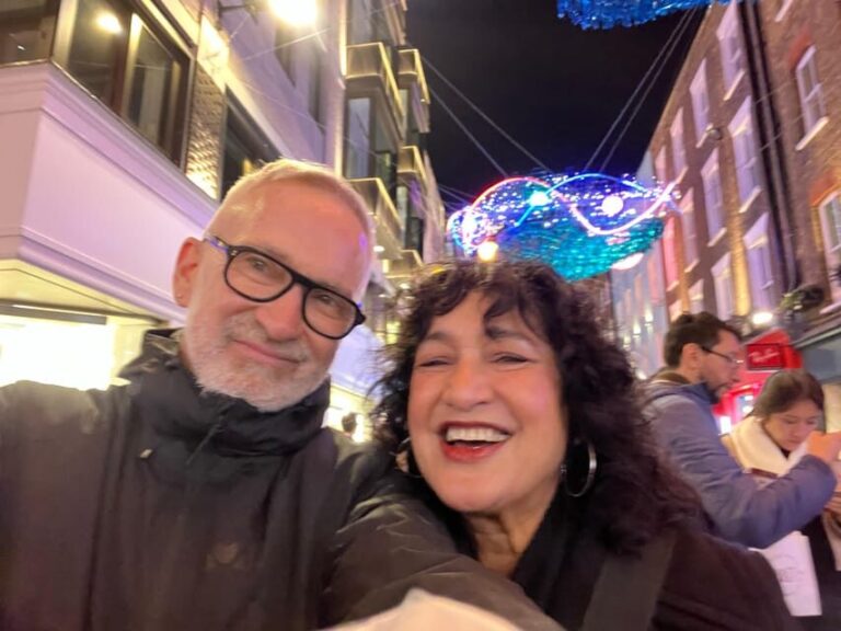 London: Private Festive lights walking tour with a local - The Practical Stuff: What You Get and What to Consider