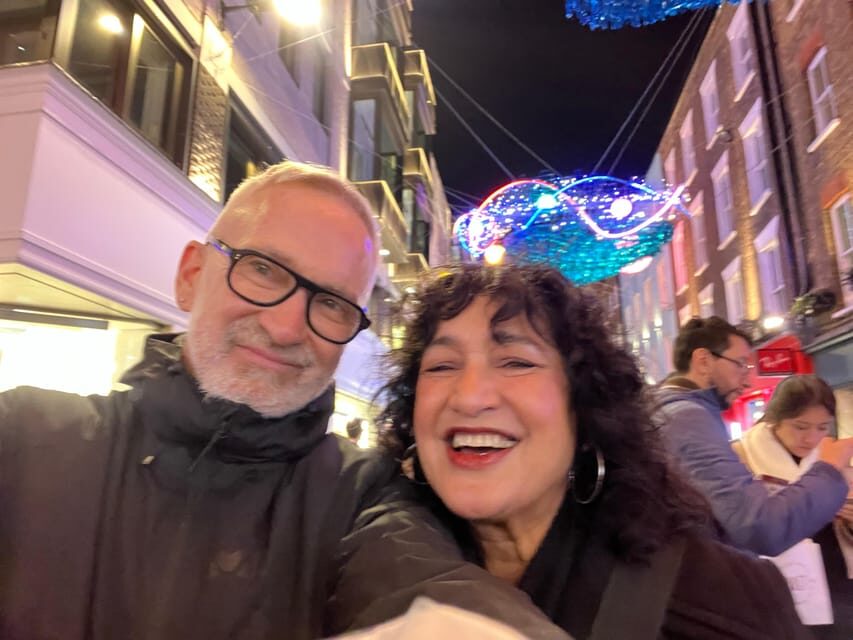 London: Private Festive lights walking tour with a local - The Practical Stuff: What You Get and What to Consider