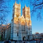 London: Private Taxi 50+ Sights Tour & St Paul's Cathedral - Overview of the Experience