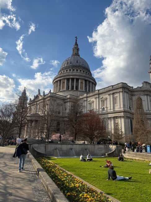 London: River Thames - Big Ben to Tower Bridge Walking Tour - Authentic Stories and Authentic Views