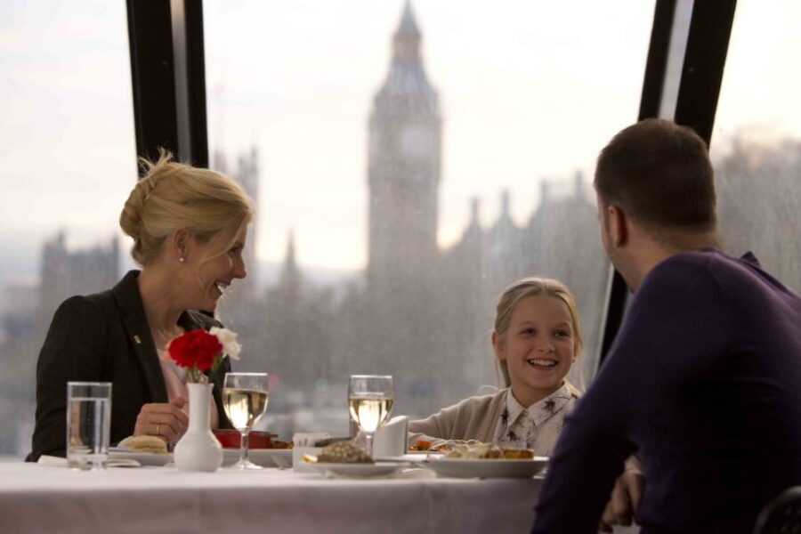 London River Thames Lunch Cruise - The Experience in Detail