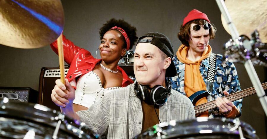 London: Rock On! Camden's Interactive Rockstar Experience - How Does the Performance Work?