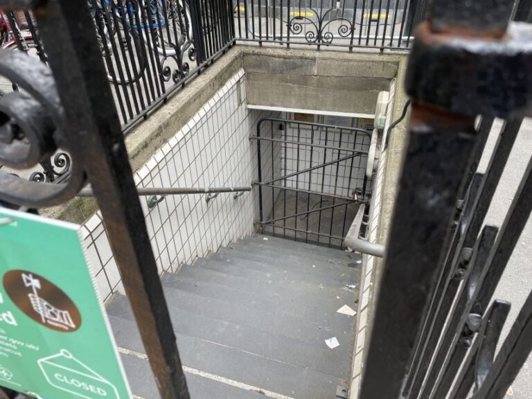 London: Sex Pistols and Punk Music Walking Tour - Exploring London’s Punk Scene: A Walk Through History