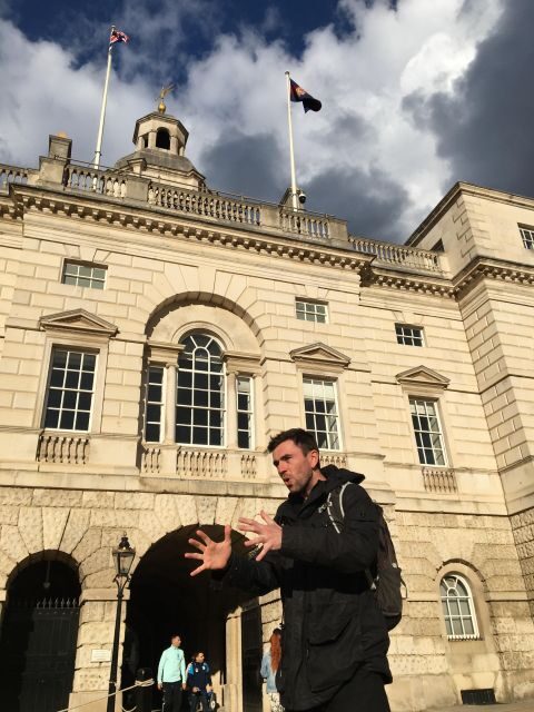 London: Sightseeing Tour - in clear, slow English - What Makes This Tour Stand Out?